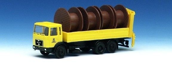 Herpa 1:87  - MAN F90 Pritsch truck with a charging crane collector's exchange limited edition