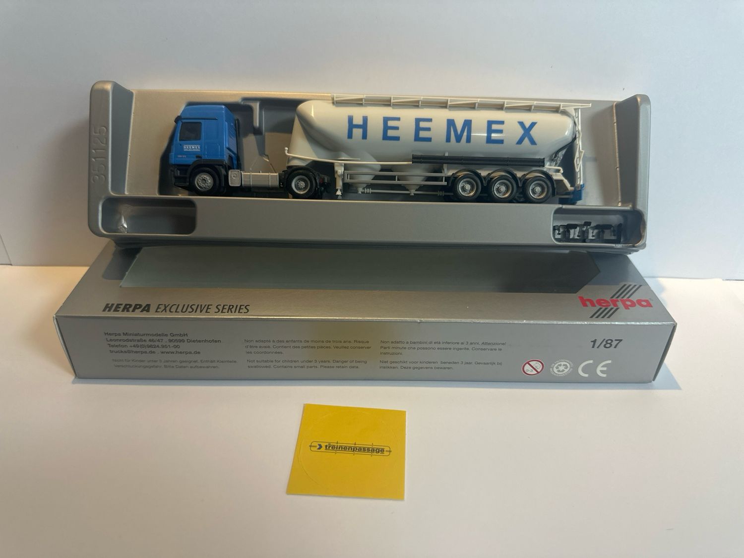 Herpa 1:87 - Mercedes met tankoplegger "Heemex"