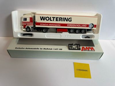 AWM 1:87 - DAF met koeloplegger "Woltering"