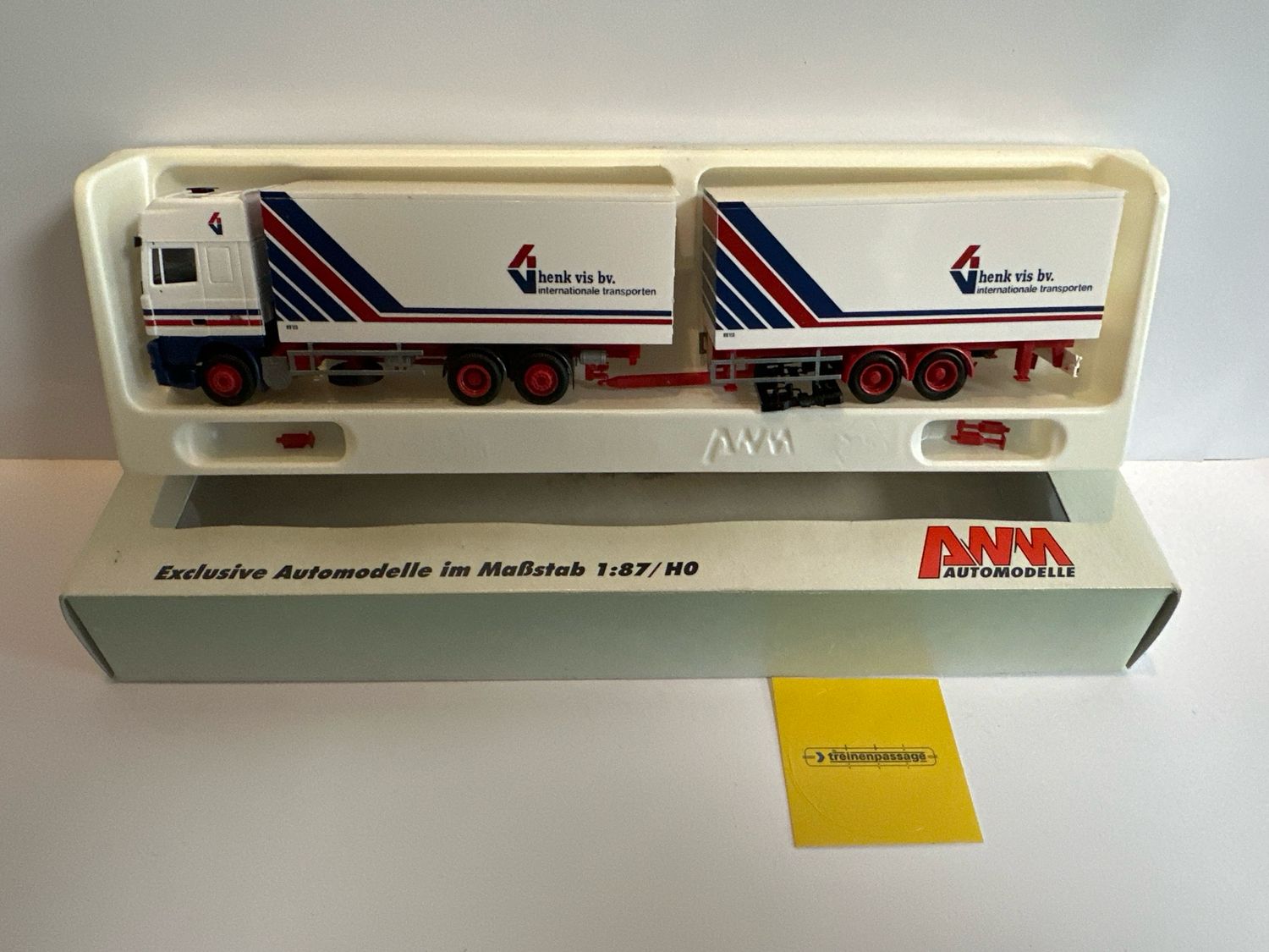 AWM 1:87 - DAF met oplegger en aanhanger "Henk Vis BV"