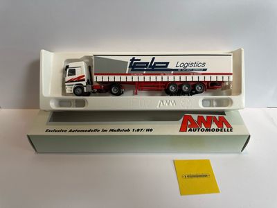 AWM 1:87 - Mercedes Benz met oplegger "Tele logistics"