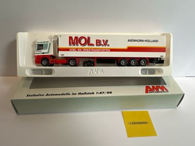 AWM 1:87 - Scania met oplegger "MOL B.V."