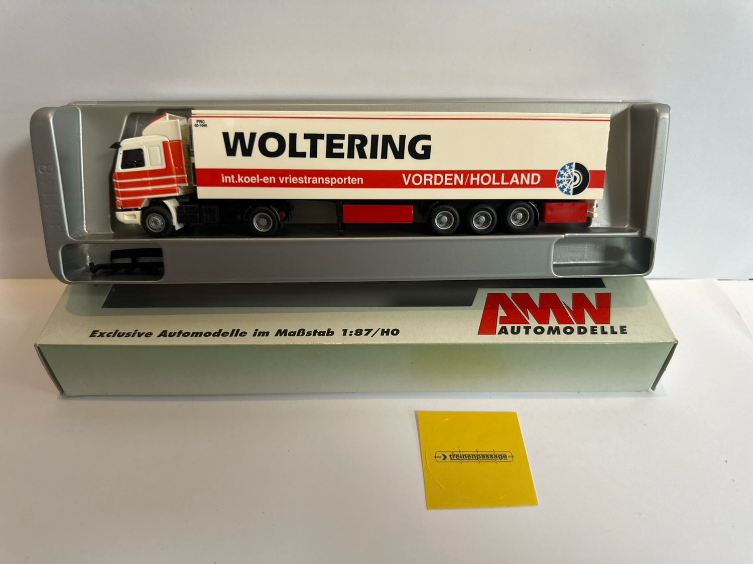 AMW 1:87 - Scania met oplegger "Woltering"