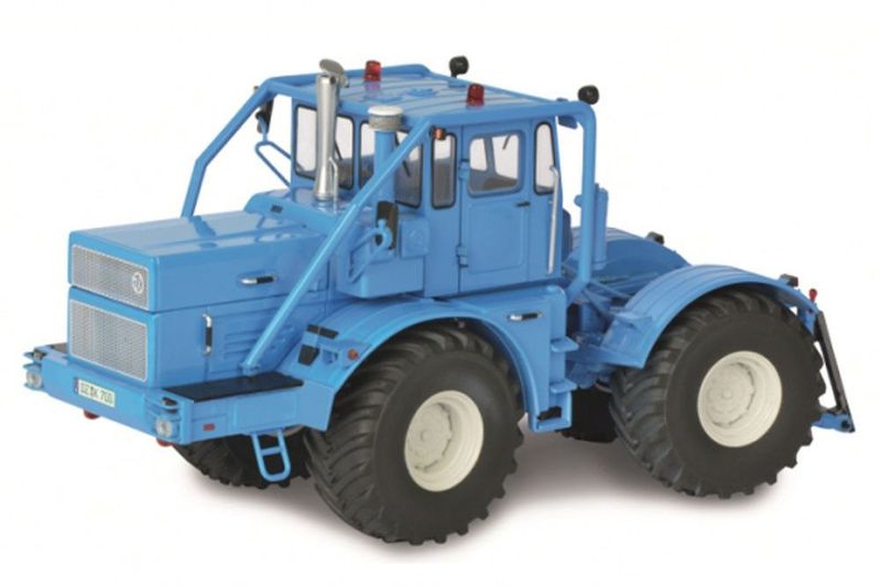 Schuco 1:32 - Kirovets K-700A, blauw