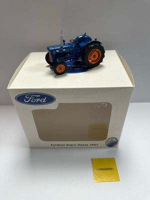 Marge models 1:32 - Fordson Super Dexta 1961