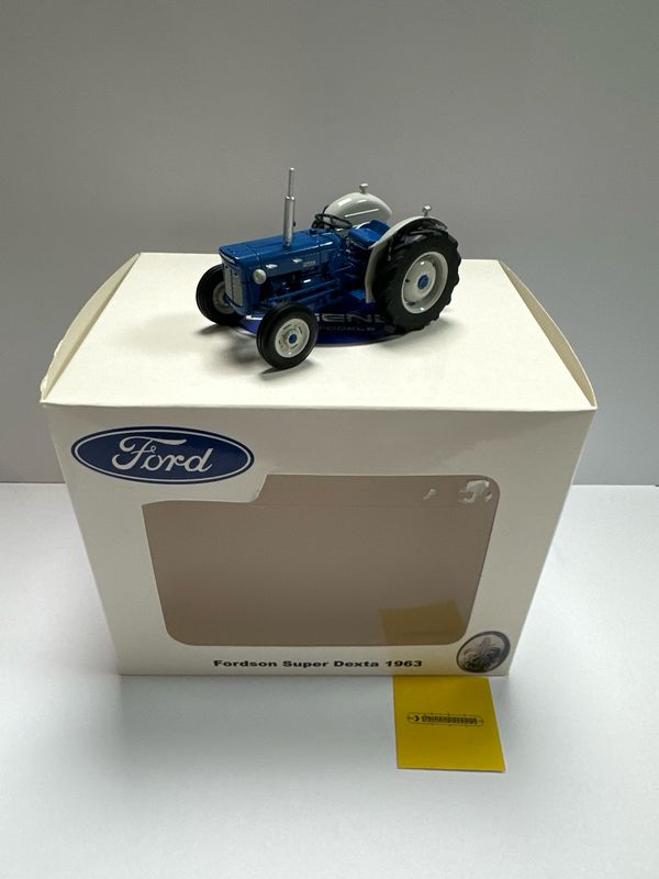 Marge models 1:32 - Fordson Super Dexta 1963