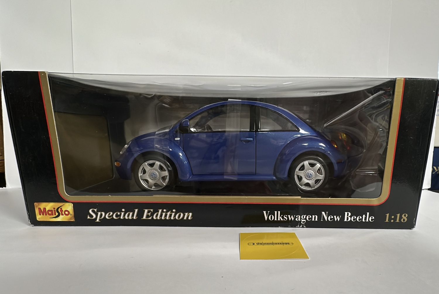 Maisto 1:18 - Volkswagen New Beetle, blauw