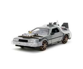 Jada Toys 1:24 - DeLorean Time Machine *Back to the Future 3* freewheel, opening doors, LED light, version with brown rims