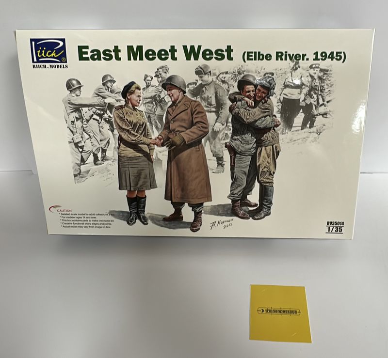 Riich.Models RV35014 - East meet West (Elbe River 1945) 1:35