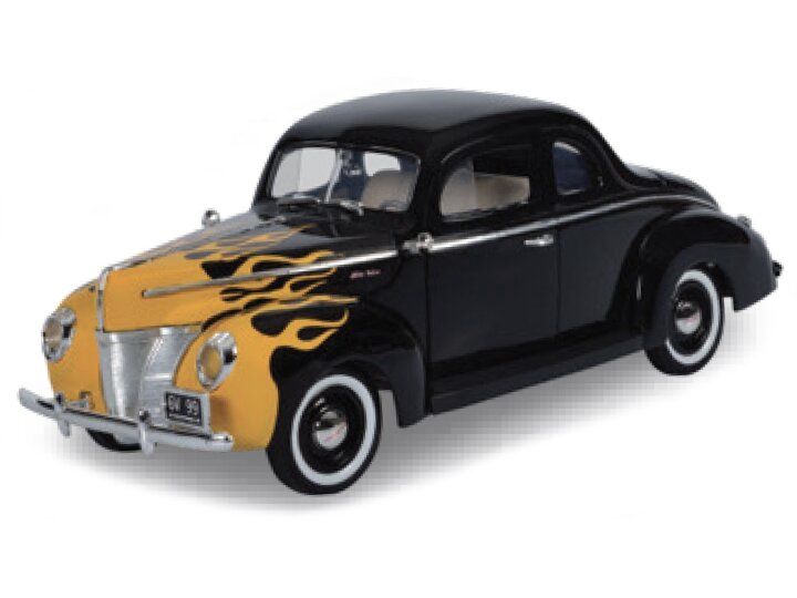 Motor Max 1:18 - FORD DELUXE COUPE YELLOW FLAME 1940