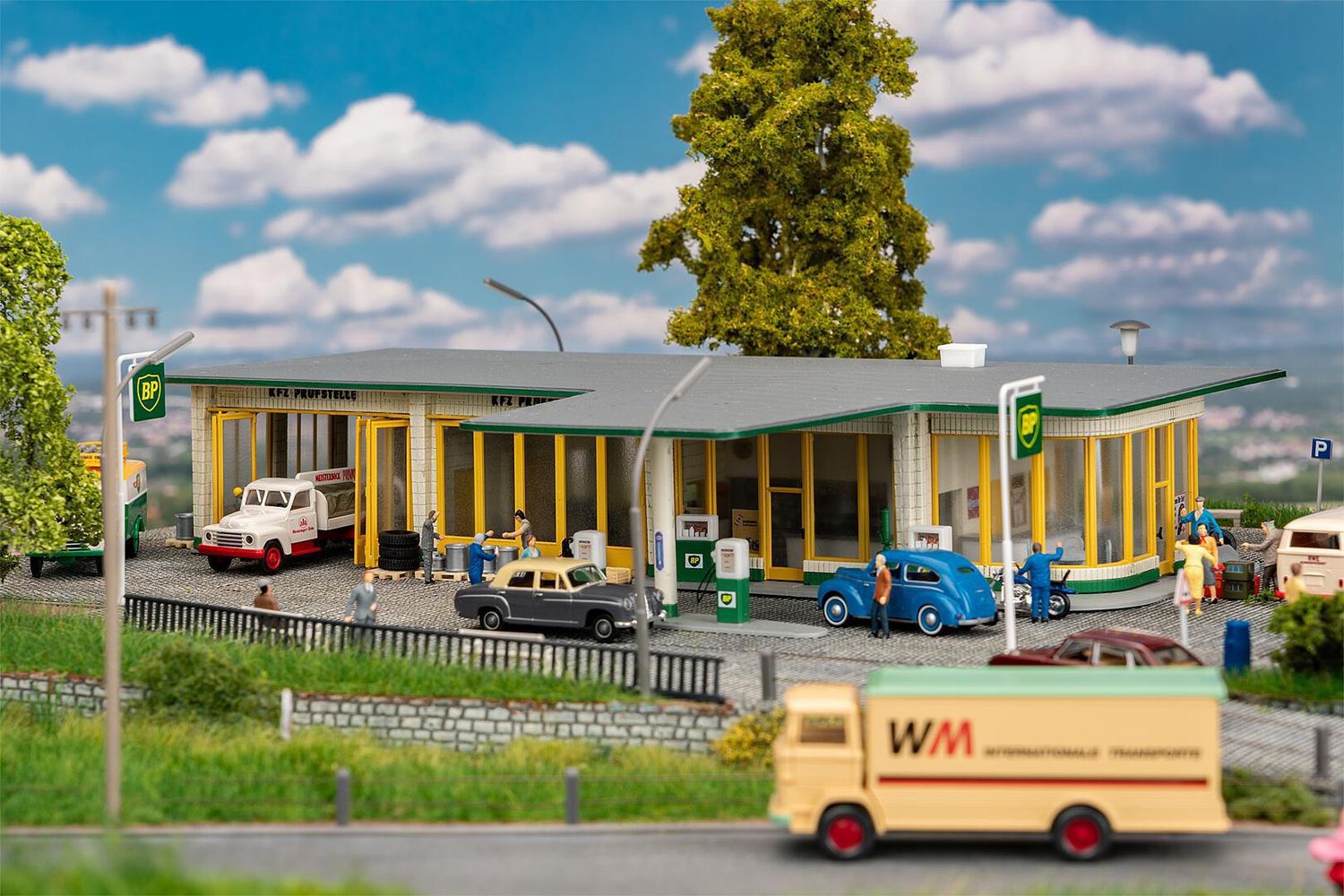 Faller 130592 - Groot BP-tankstation, H0
