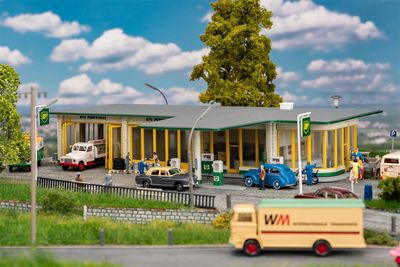 Faller 130592 - Groot BP-tankstation, H0