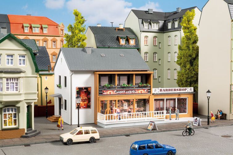Auhagen 12356 - Döner en kapperszaak, H0