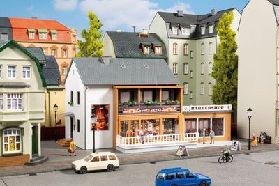 Auhagen 12356 - Döner en kapperszaak, H0