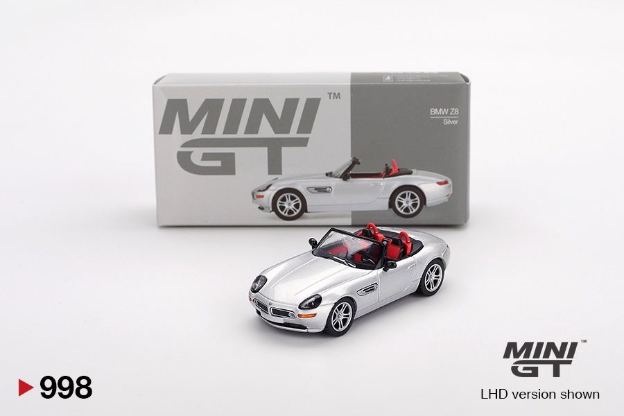 MiniGT 1:64 - BMW Z8 Silver