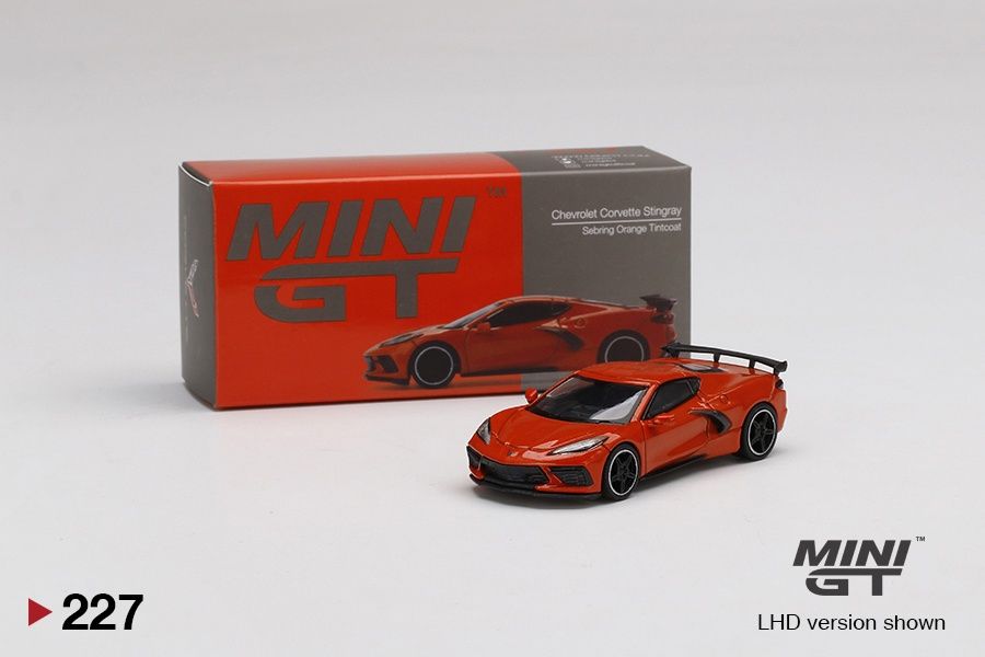 Mini GT 1:64 - Chevrolet Corvette Stingray 2020 Sebring Orange Tintcoat (RHD)