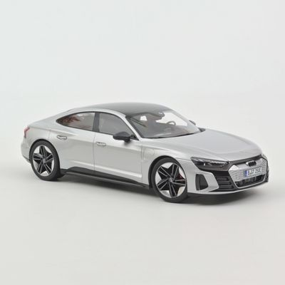 Norev 1:18 - Audi RS e-tron GT 2021 Silver