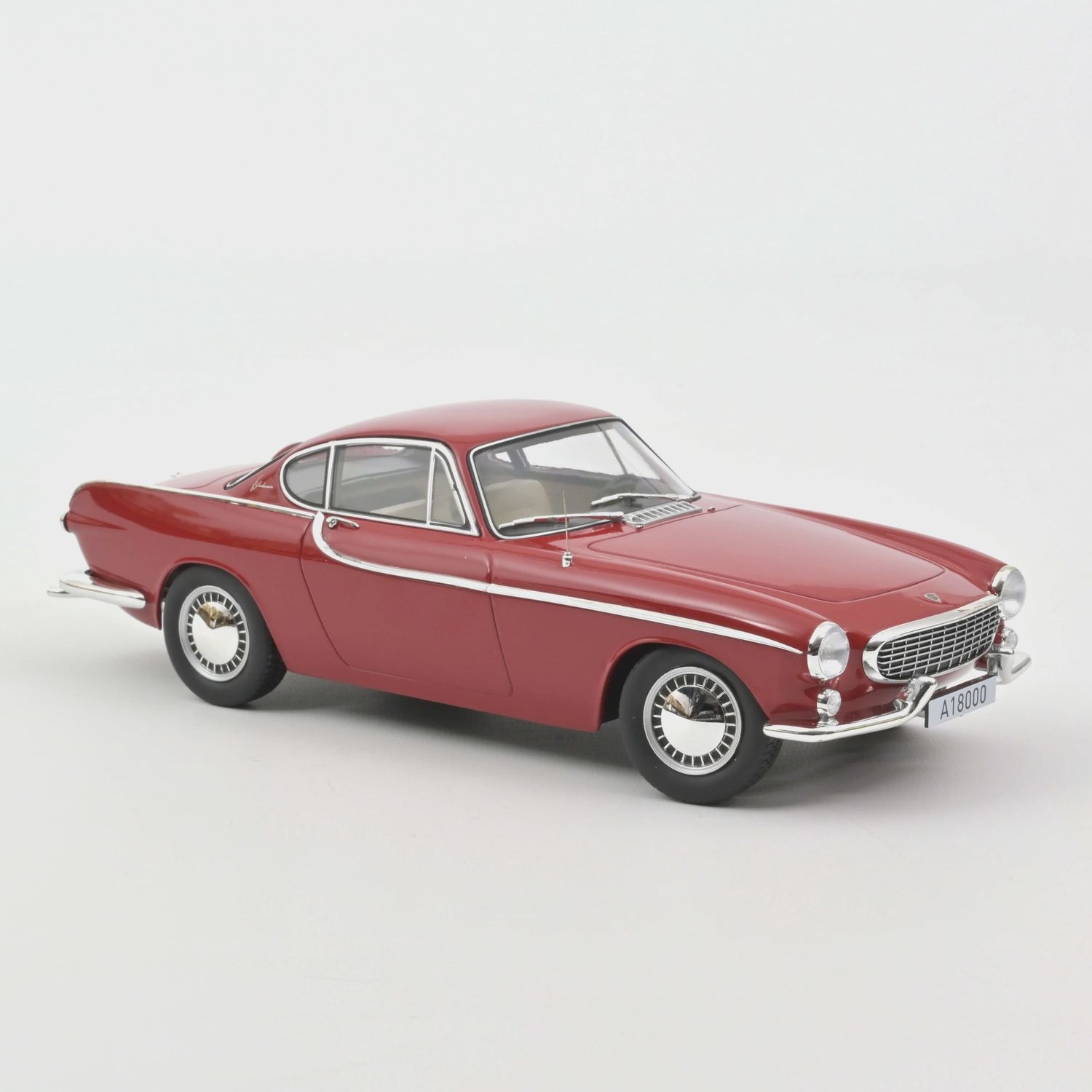 Norev 1:18 - Volvo P1800 1961 Red
