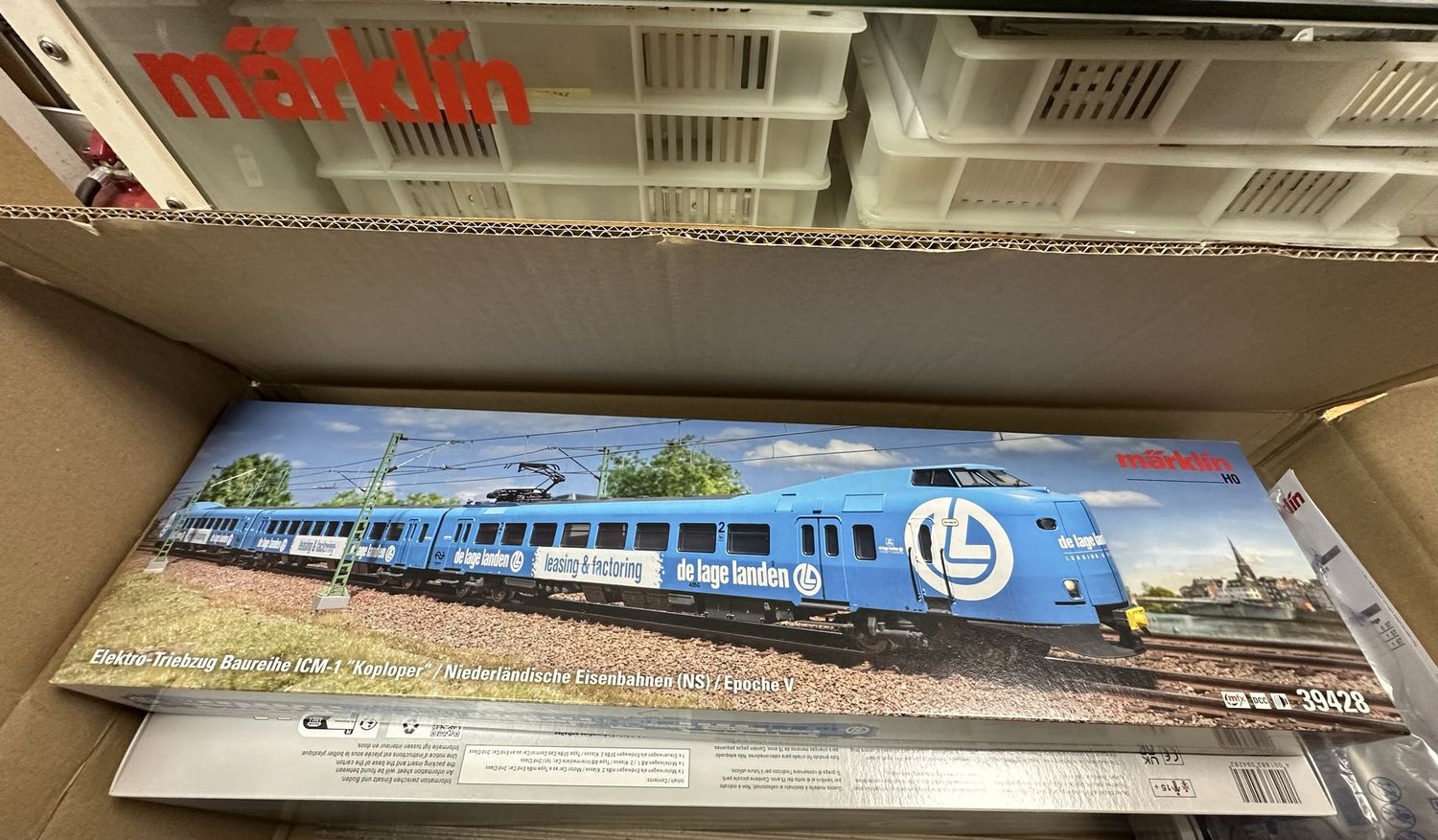 Märklin 39428 - Elektrisch treinstel type ICM-1 "Koploper De Lage Landen"