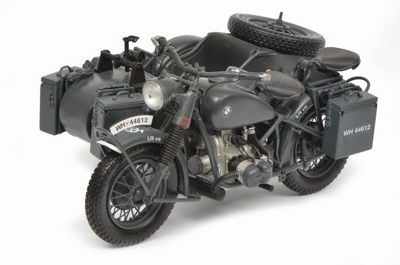Schuco 1:10 - BMW R75 + zijspan Wehrmacht