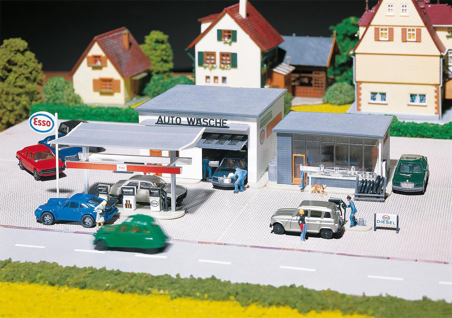 Faller 191843 - Tankstation met wasstraat,H0