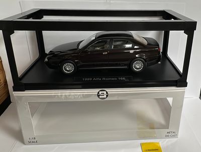 Triple 9 1:18 - Alfa Romeo 166, Vulcano black metallic, 1999