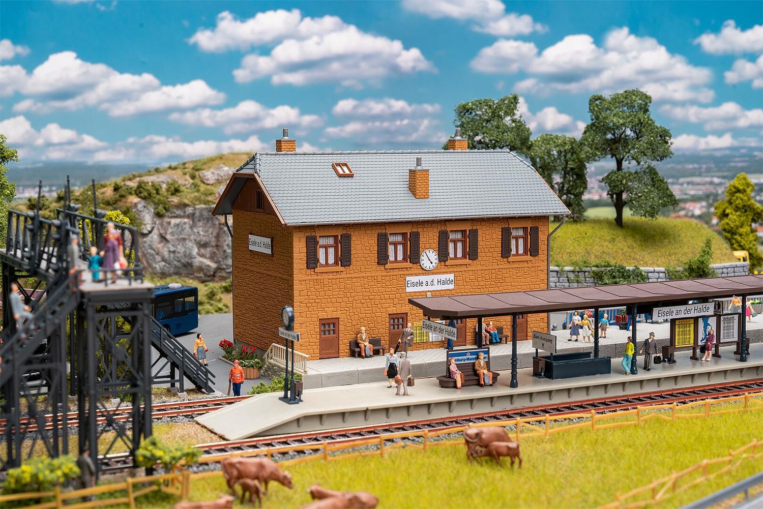 Faller 190095 - Actieset: "Station Eisele op de terril", H0