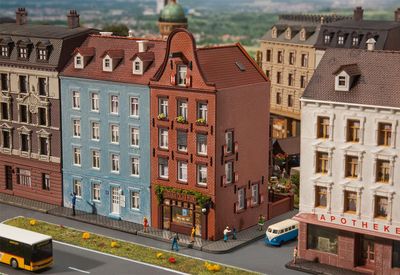 Faller 232335 - Stadhuis met sigarenwinkel, N