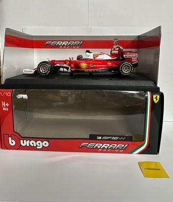 Bburago 1:18 - Ferrari SF16, K. Räikkönen, 2016