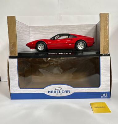 MCG 1:18 - Ferrari F308 GTS 1977 - 1980 , rood
