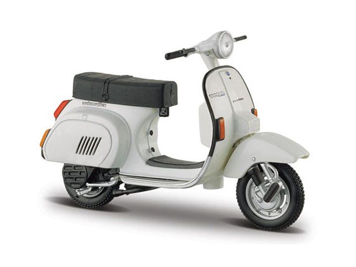 Maisto 1:18 - Vespa Scooters PK 125 Automatica, 1984