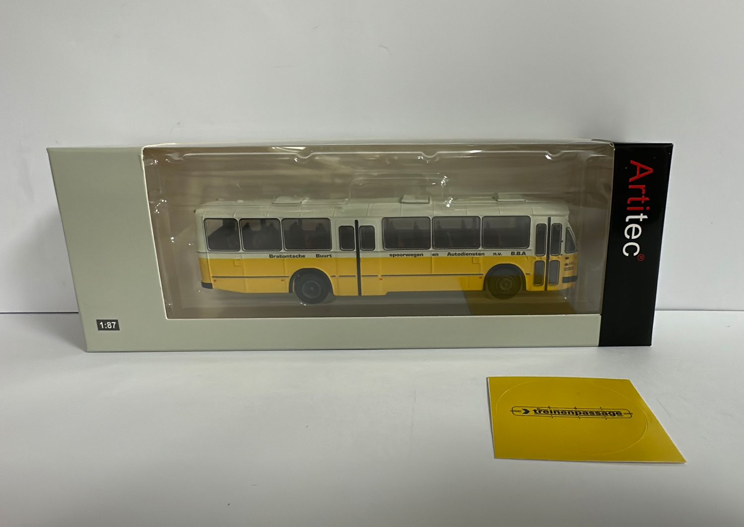 Artitec 487.070.27 - H0 | Streekbus BBA 750, DAF klein logo, Middenstap, huisstijl 1