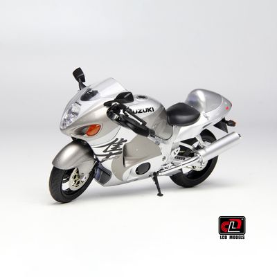LCD 1:12 - Suzuki GSX1300R Hayabusa 2001
