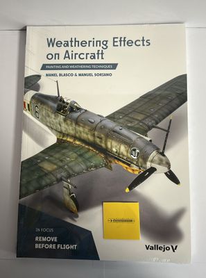 Vallejo 75056 - Book: Weathering Effects on Aircraft