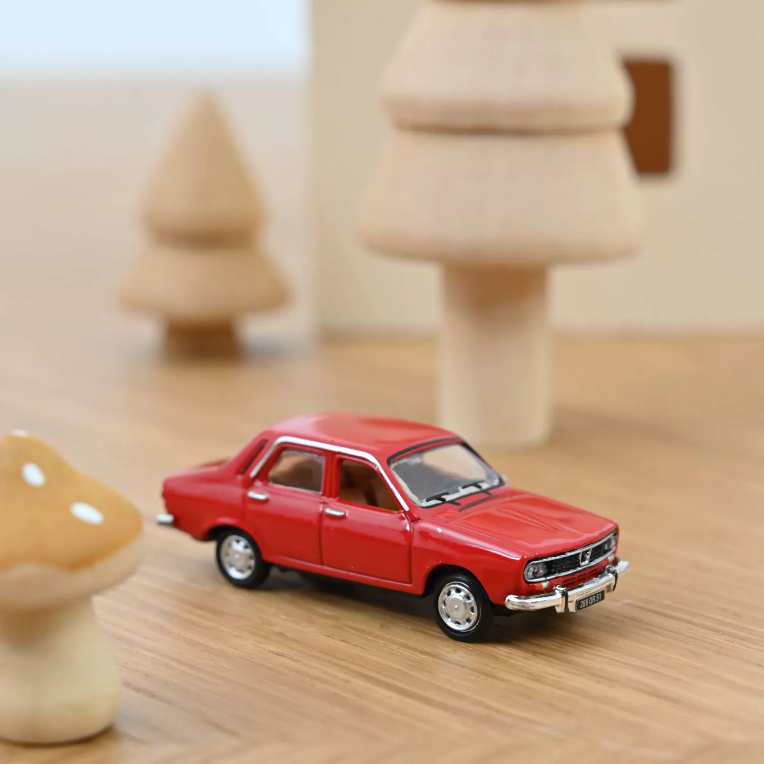 Norev 1:87 - Renault 12 TL 1974, Rood