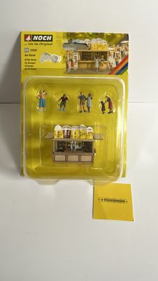 Noch 12025 - H0 | Bij de Kiosk