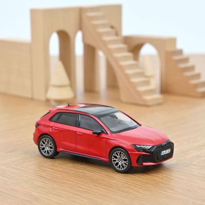 Norev 1:43 - Audi RS 3 Sportback (2025), rood metallic
