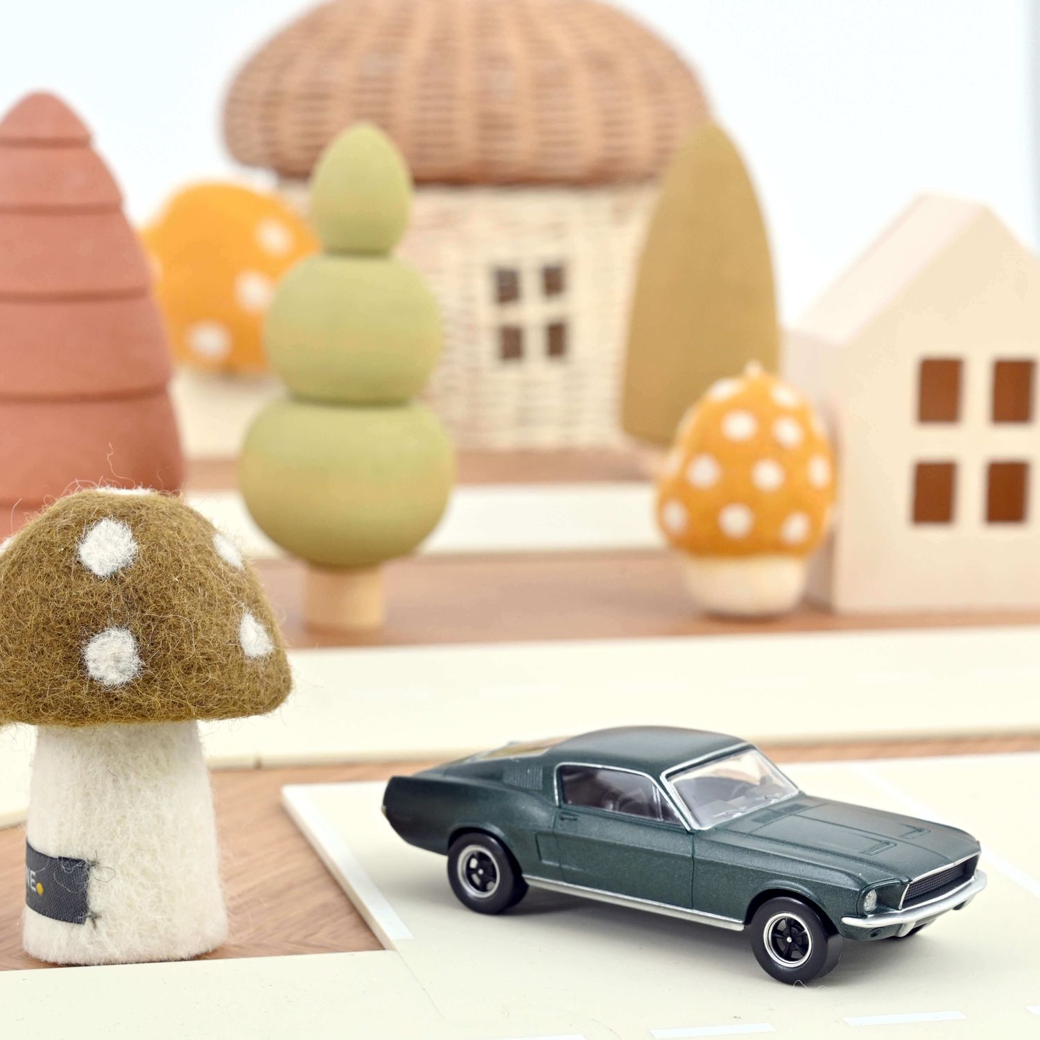 Norev 1:43 - Ford Mustang Fastback (1968), satijngroen metallic