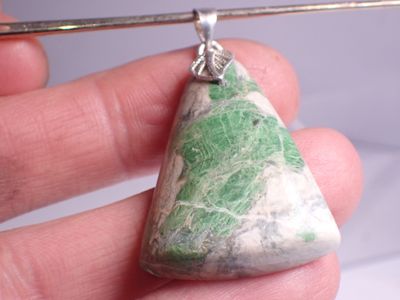Pendentif vert d&#39;Orezza de Corse