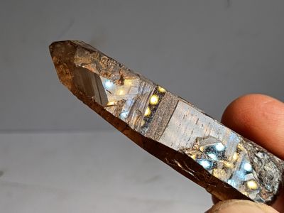 Pointe morion gemme fumé, top texture striée