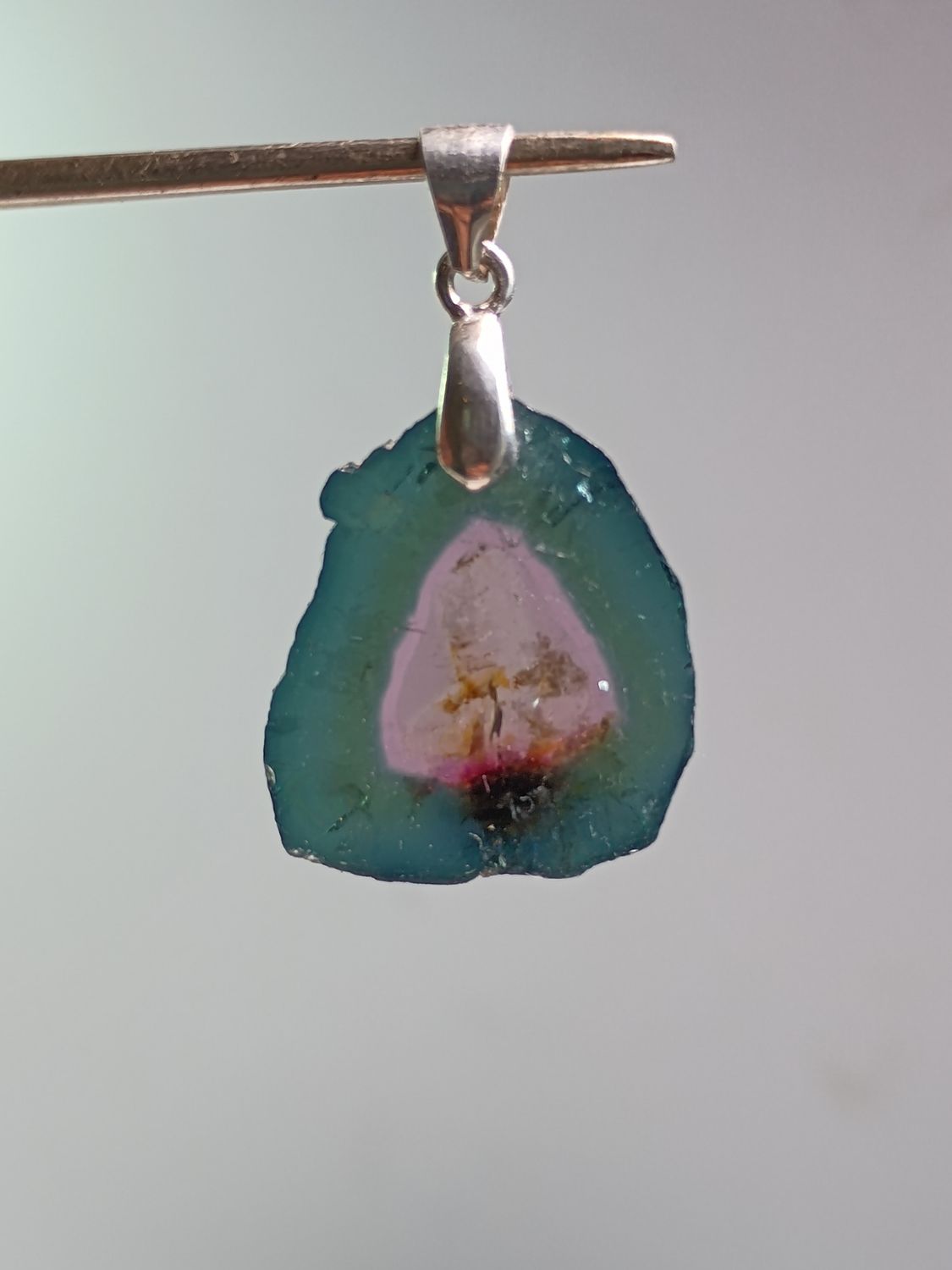 Pendentif tourmaline melon d&#39;eau, bélière argent 925