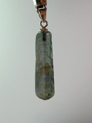 Pendentif tourmaline bleue bélière argent 925