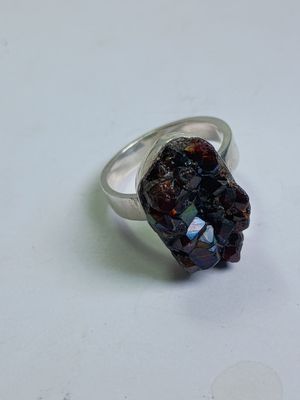 Bague grenat arc en ciel brut argent 925