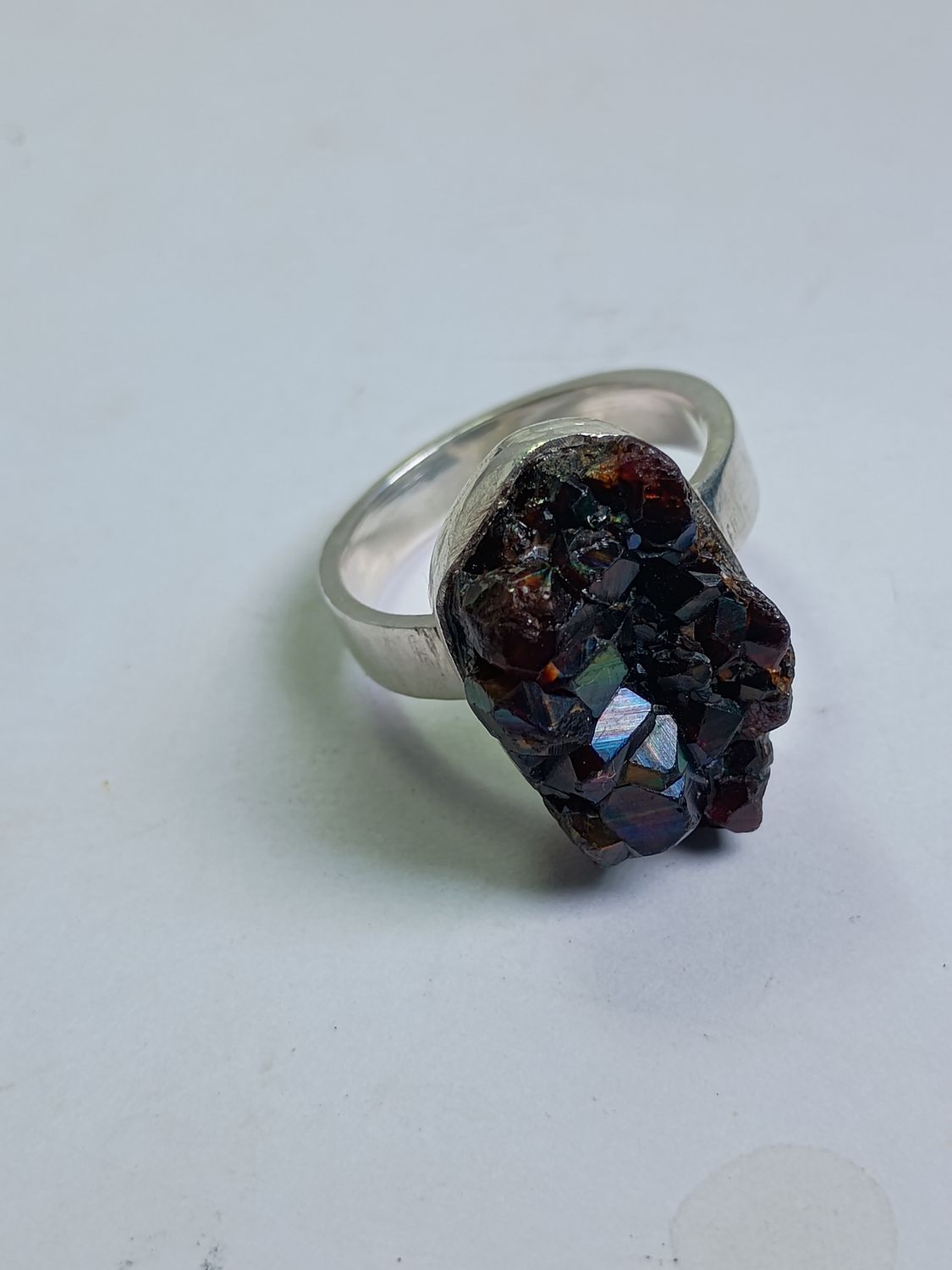 Bague grenat arc en ciel brut argent 925