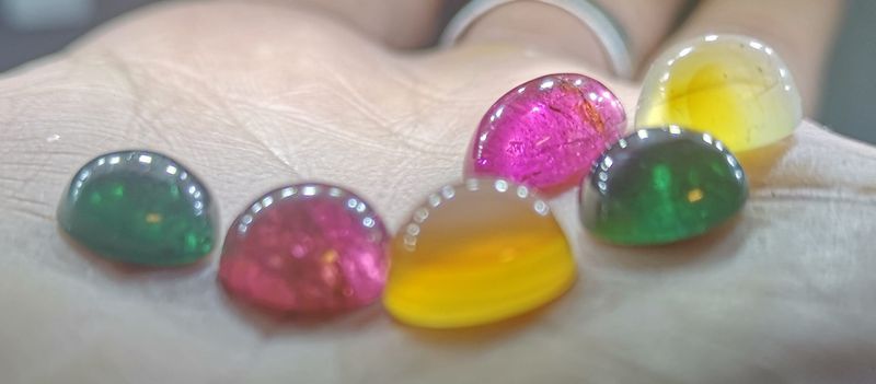 Pierres polies/facettes