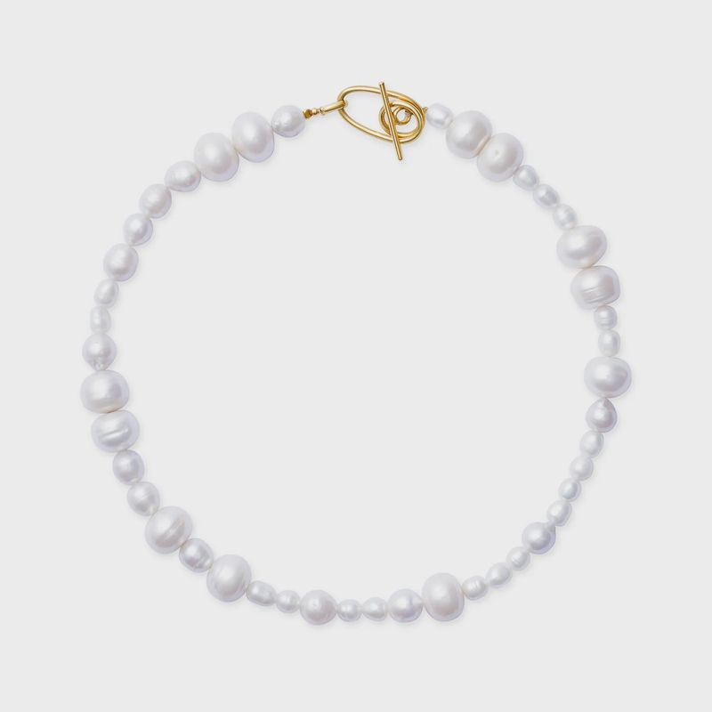Momi Pearl Necklace
