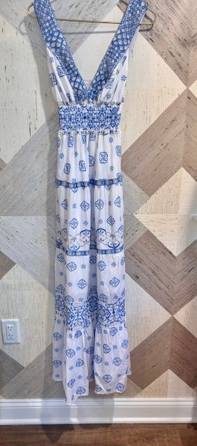 Neto Embroidered Dress Blue