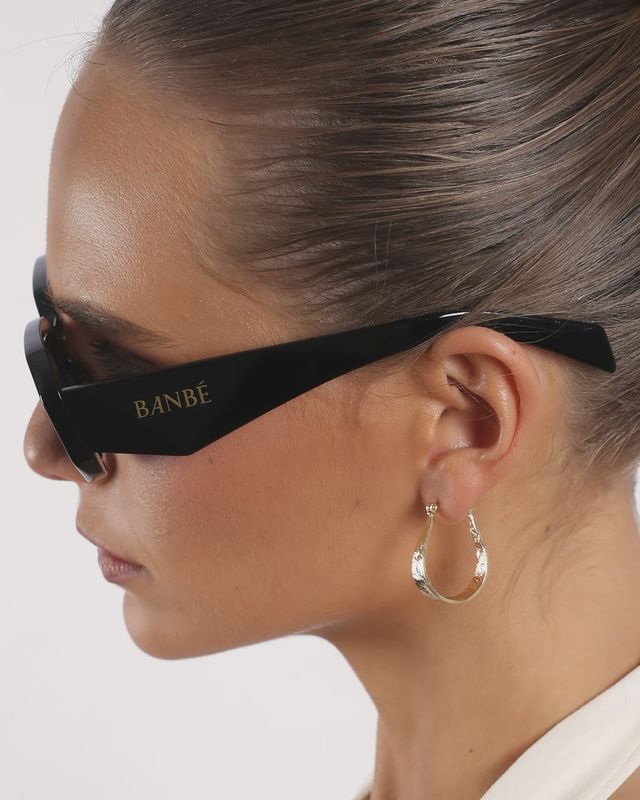 The Nina Black