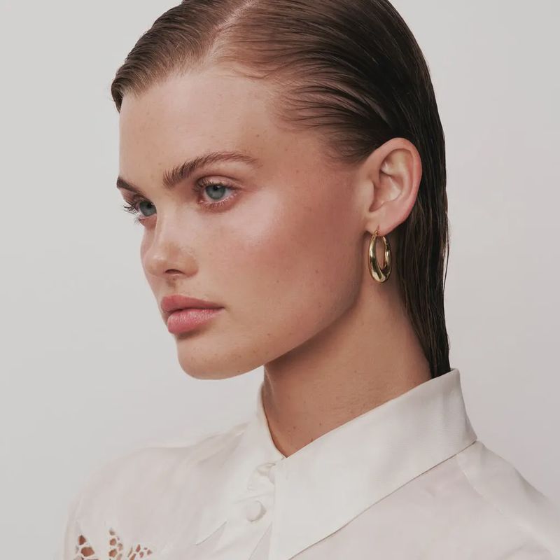 Medium Becca Hoops