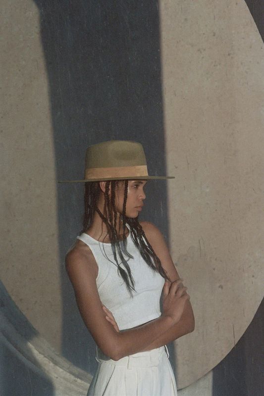 The Mirage Teak Hat